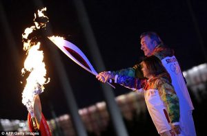 Irina Rodnina_Vladislav Tretyak_light_Olympic_flame