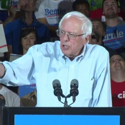 VIDEO: #BernieSanders-Socialist Circus Comes to Portland, OR