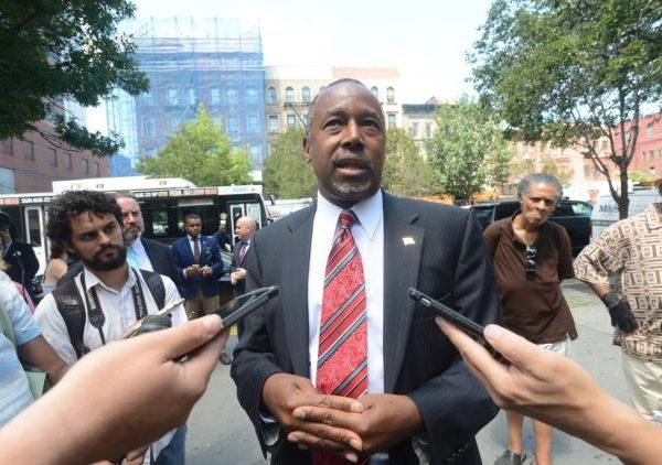 Ben Carson Goes to Harlem