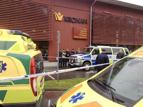 Masked Man Enters School in Sweden and Attacks Teachers and Students with Sword