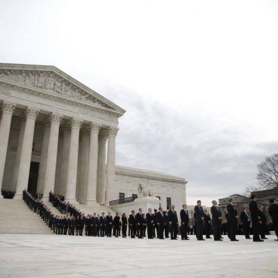 Thousands Of Americans Gather To Honor Justice Scalia At U.S. Supreme Court