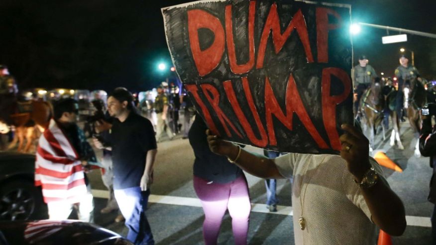 #TrumpRally in #CostaMesa Turns Violent