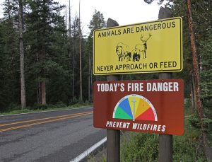 Yellowstone-Sign