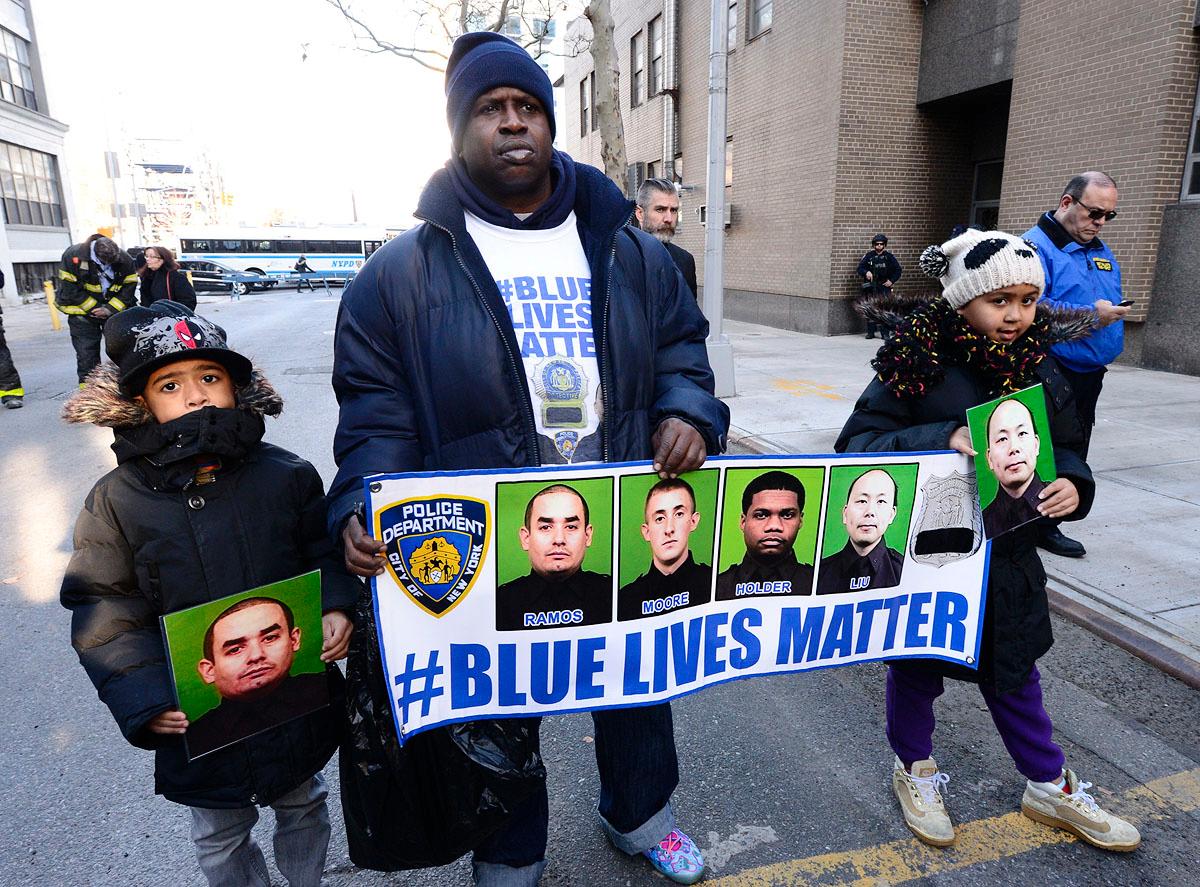 Their lives. Blue Lives matter. Blue Lives matter Flag. Blue Lives matter USA. Blue Lives matter что значит.