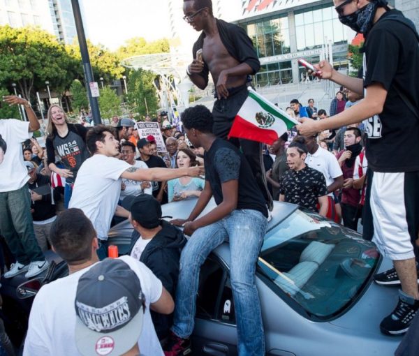 Violent Rioters Assault, Intimidate Trump Supporters at San Jose Rally [VIDEOS]