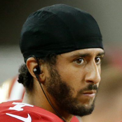 Colin Kaepernick: Black Lives Matter Fan And Convert To Islam? [VIDEOS]