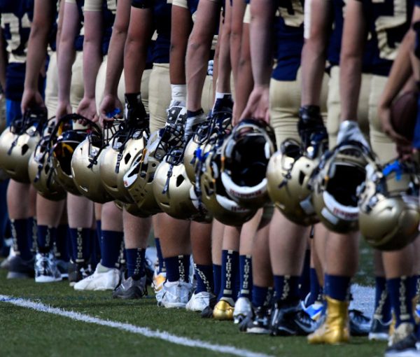 Seattle’s Garfield HS Kneels During Anthem While Legacy HS Faces Tragedy And Stands Strong [VIDEOS]