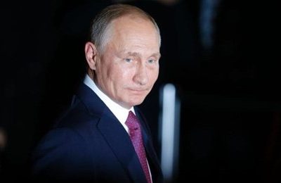 Putin sends warships to Aleppo to end the war in Syria