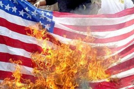 Tucker Carlson Torches a Jerk Who Promotes Burning the Flag. [VIDEO]