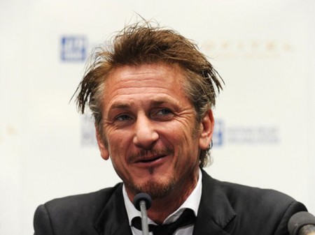 Sean Penn Still Mourns Fidel Castro, and He Thinks You’re a Stupid Hick [VIDEOS]