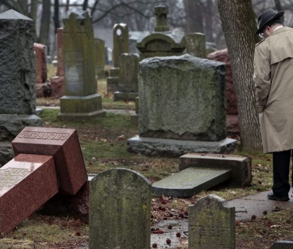 Wave Of Hate: Historic Jewish Cemetery Desecrated And #JCC Centers Receive MORE Bomb Threats[VIDEO]