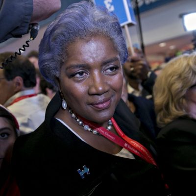 Donna Brazile finally admits to passing debate questions to Hillary Clinton