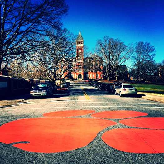 Should Clemson Fire Prof Who Said All Republicans Are 