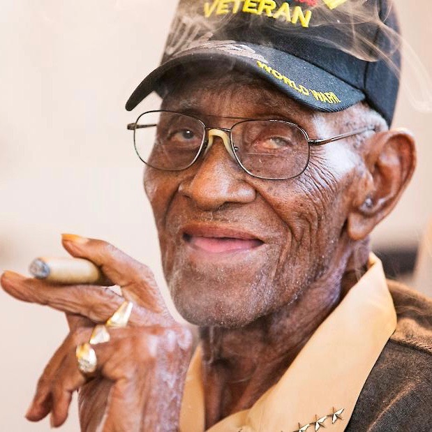 Outpouring Of Support After Identity Thieves Drain WWII Vet Richard Overton’s Bank Account [VIDEO]