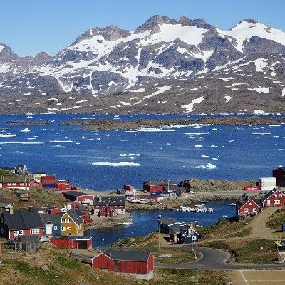 Greenland Leader Gets Meal From Coast Guard