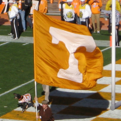 Tennessee Vols Football Player Contacted Through Twitter