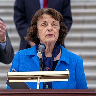 Feinstein Being Told To Resign By Fellow Dems