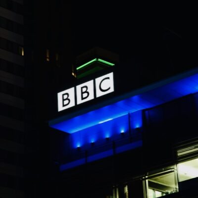 BBC To Jewish Staff: Don't Attend AntiSemitism March Today