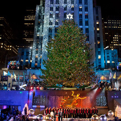 Grinches Who Support Hamas Try To Derail Tree Lighting in NYC