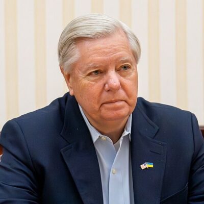 Lindsey Graham Dies Suddenly At Age 71